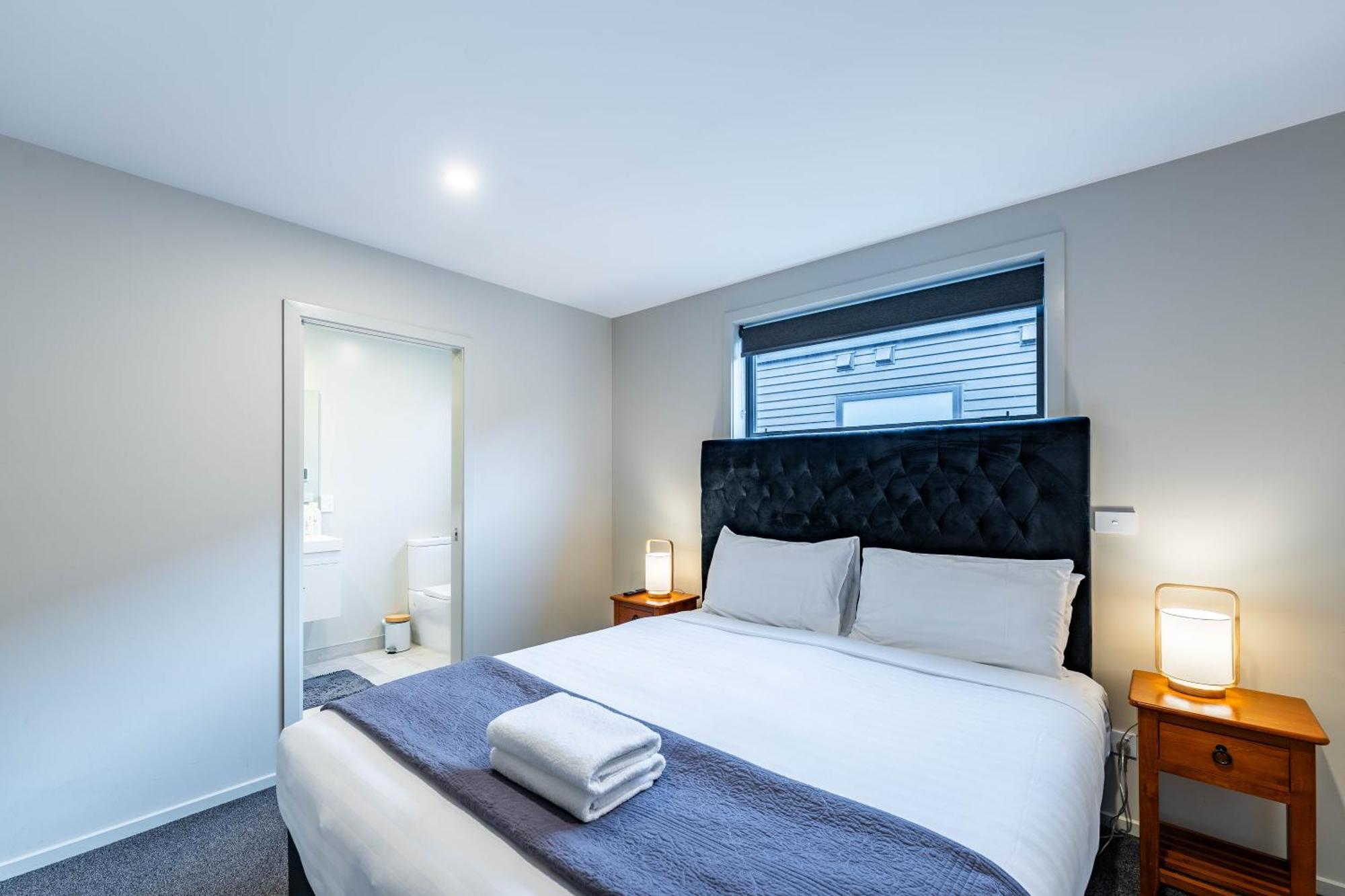 Outlet Sanctuary Villa Wanaka Exteriör bild